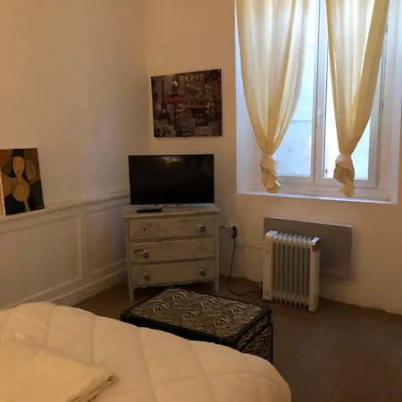 Aparthotel Victor Hugo Et Sa Pizza Offerte *