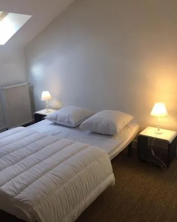 Victor Hugo Et Sa Pizza Offerte Aparthotel 3*